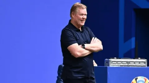 “太阳队遭遇赛季首败，杜兰特与布克联手贡献63分”